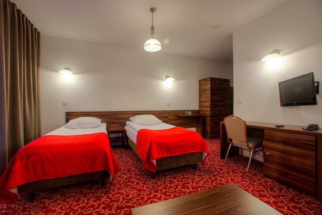 Hotel Lancut Room photo